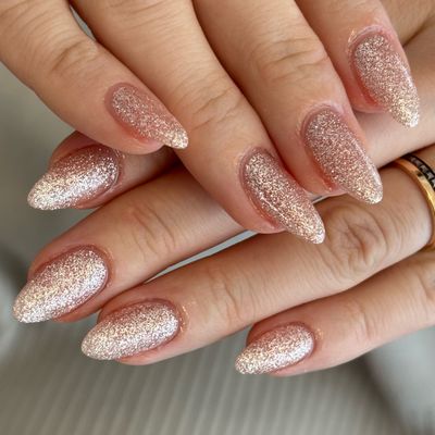 《hand》ワンランク上のキラキラ☆フラッシュネイル　¥7000