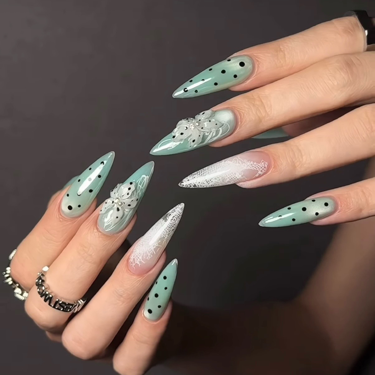 Shinnn_Nail