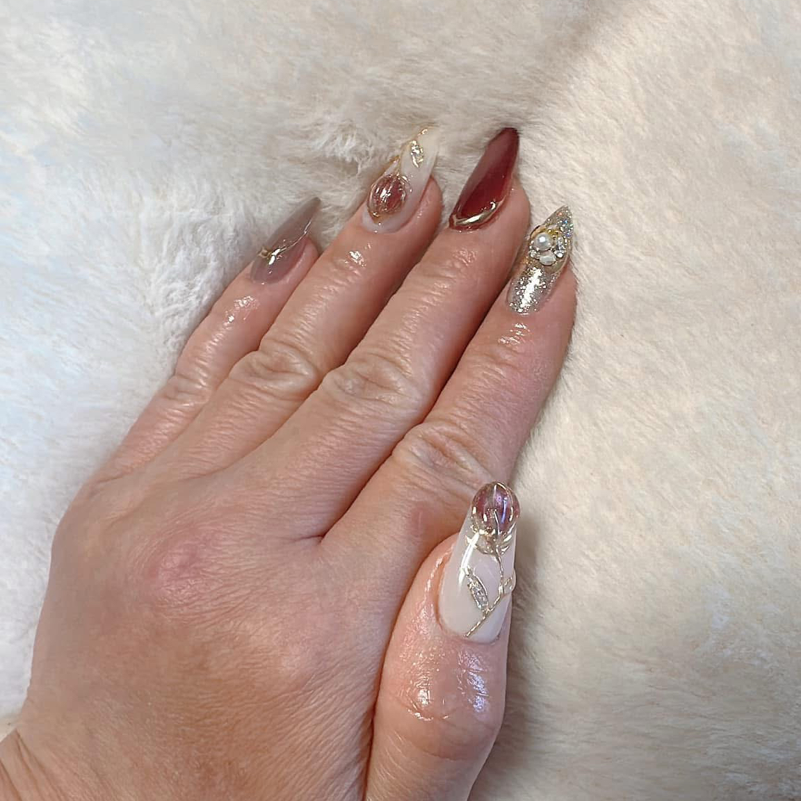 Osin_nail