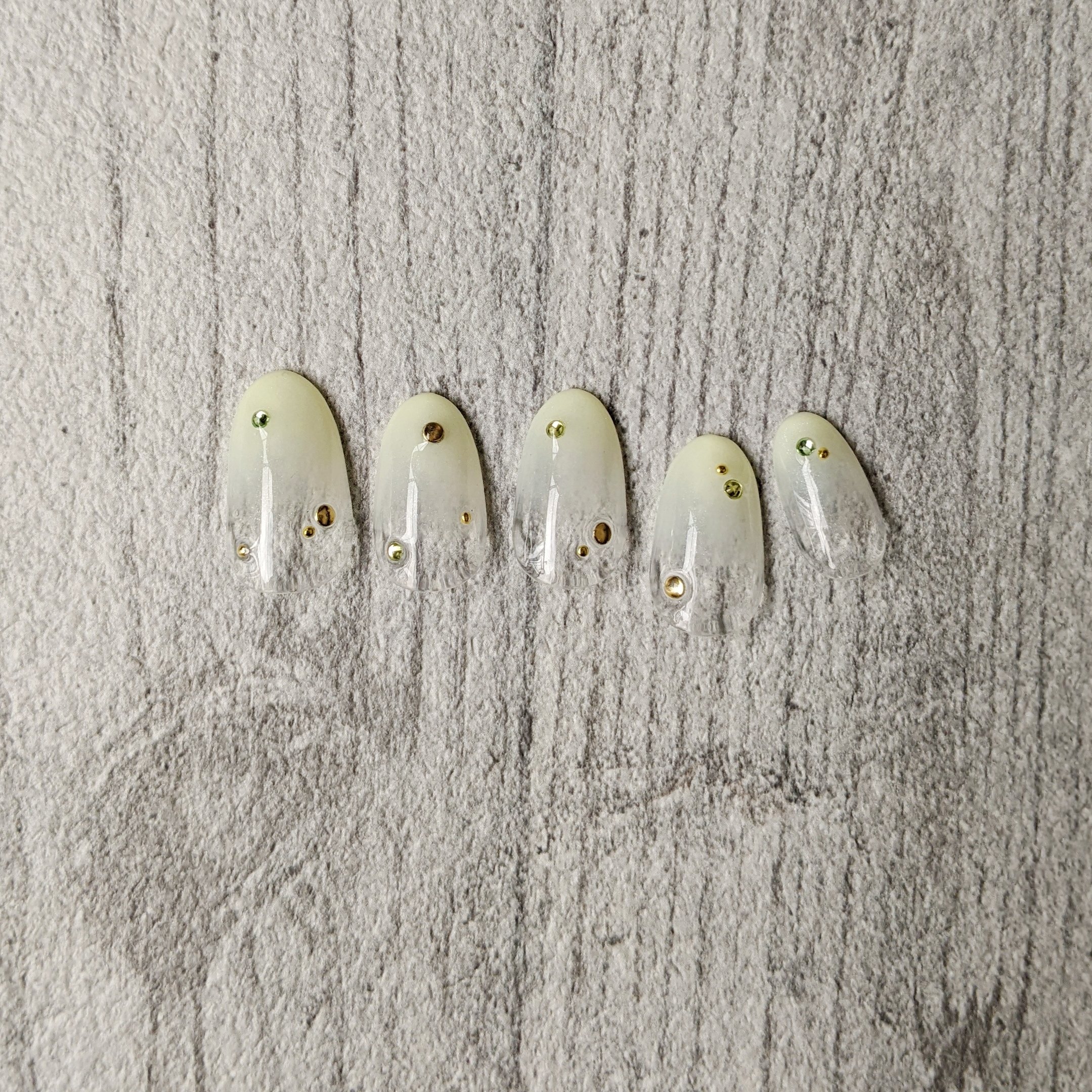 lun239_nail
