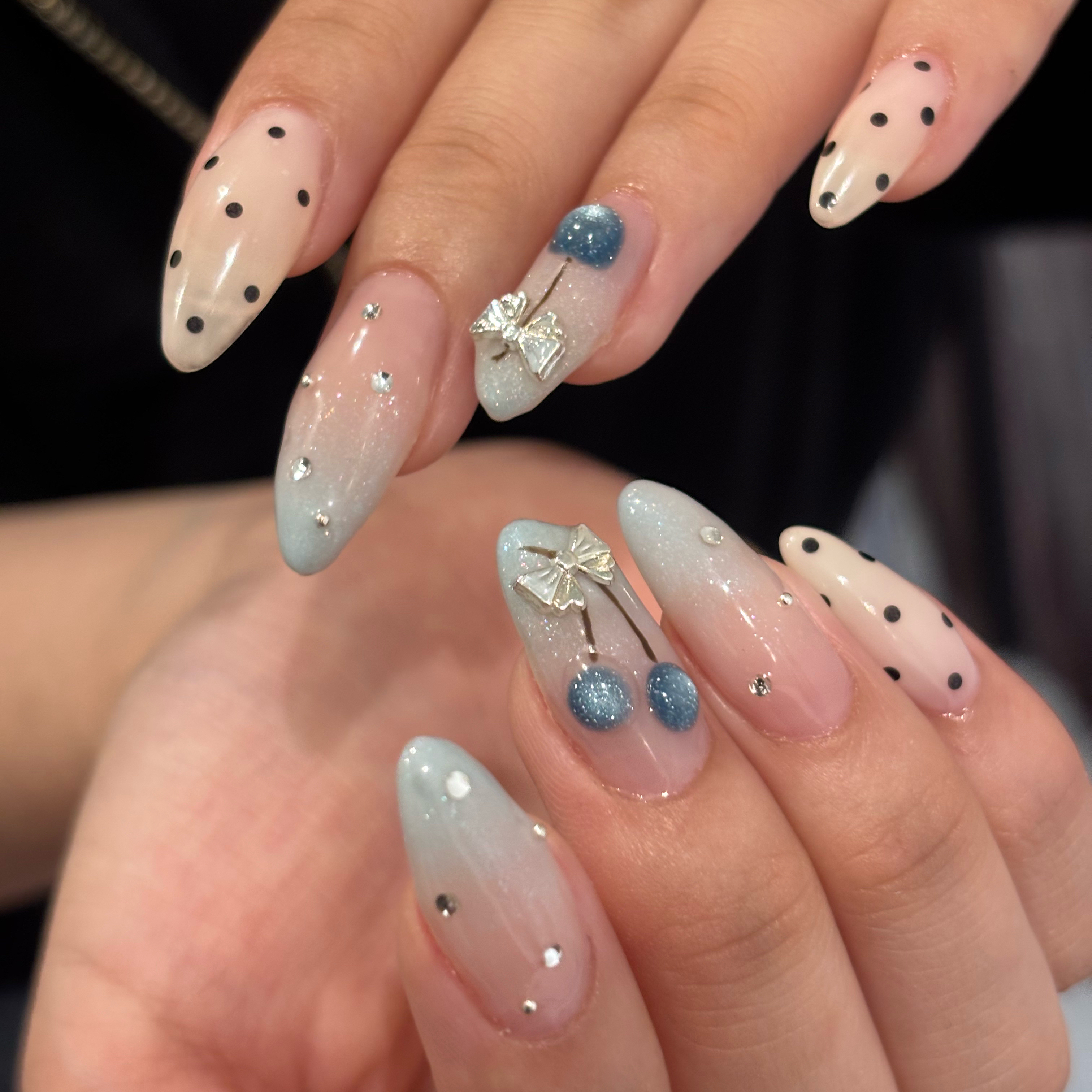 Nail_ayata