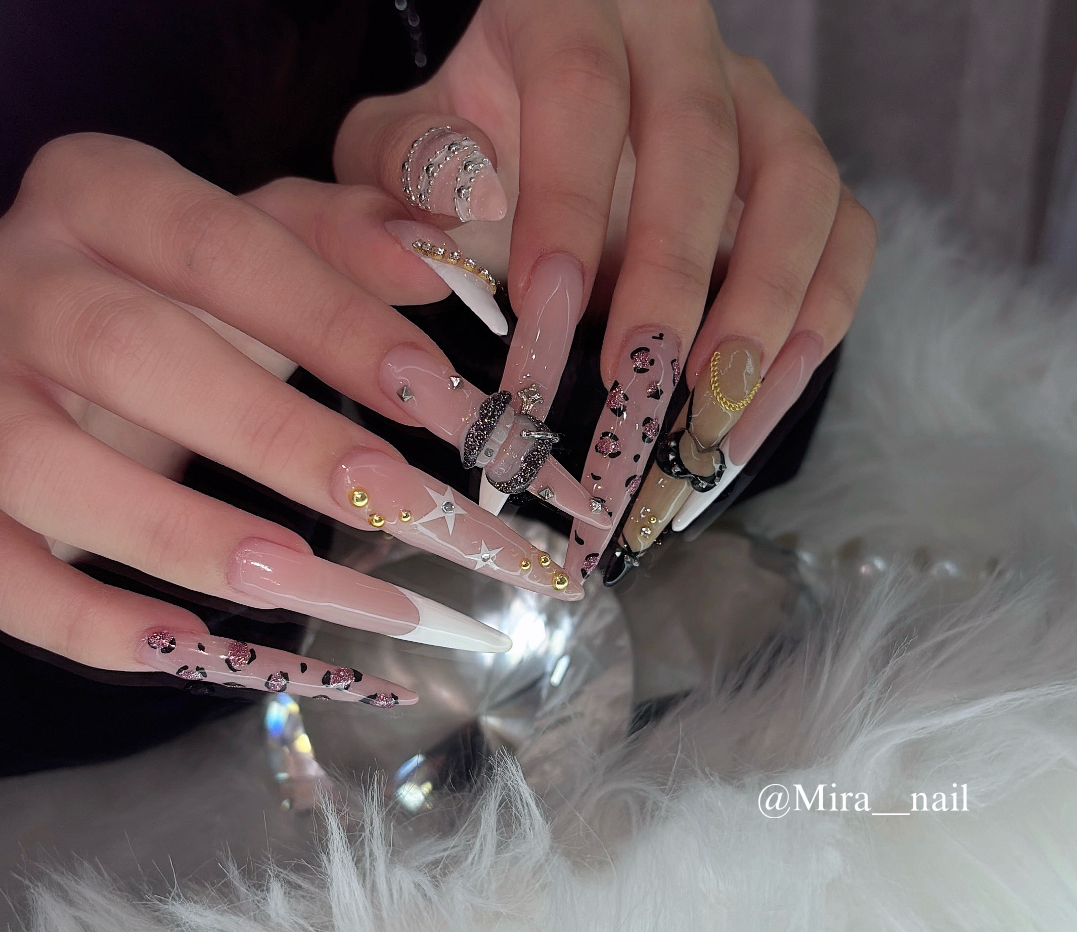 Mira__nail0501