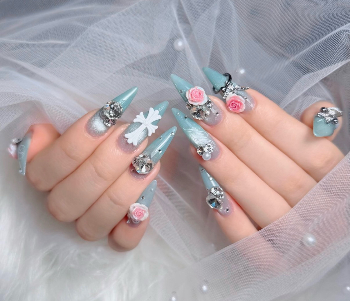 Julie_nail