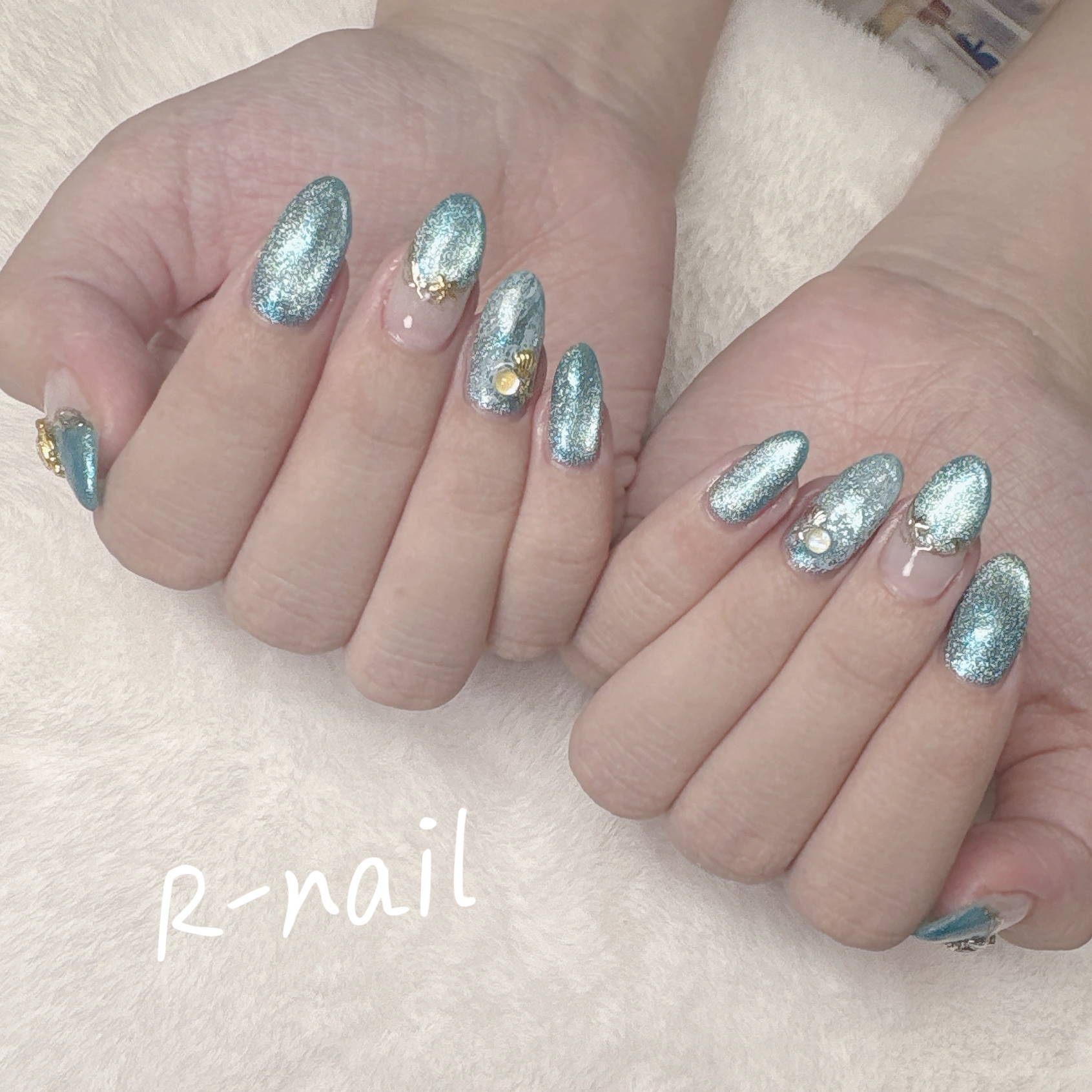 mikanail