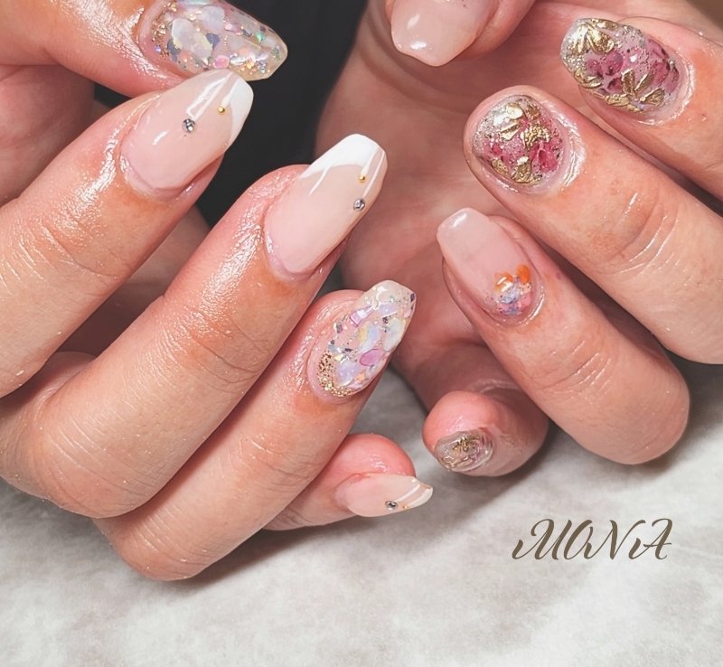 Beauty_Salon_MONA