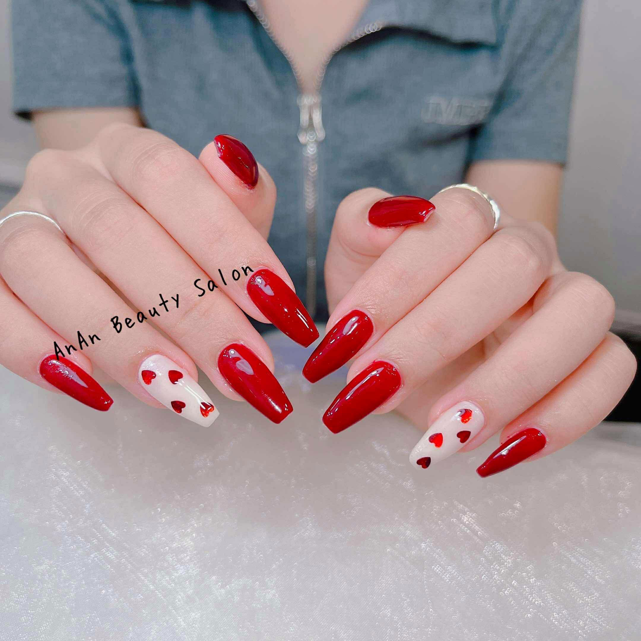 Daly_Nail