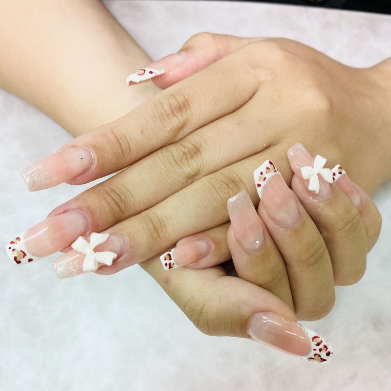 Nail-tete