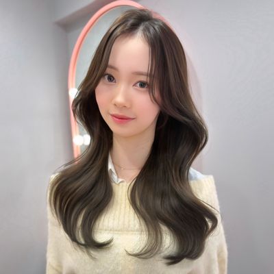 【人気NO.1】韓国風レイヤーカットカラー＋1stepケア￥11,980
