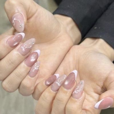❣️チップ長さ出し10本【オフ
なし】マグネット＋フレンチネイルコース
