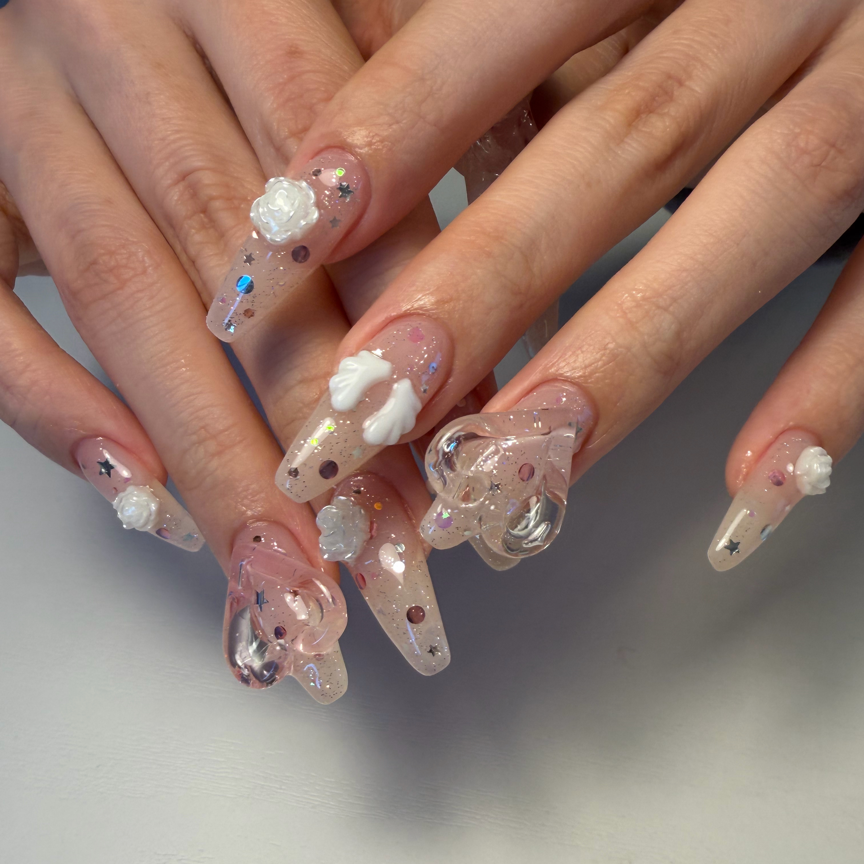 Aura.nail