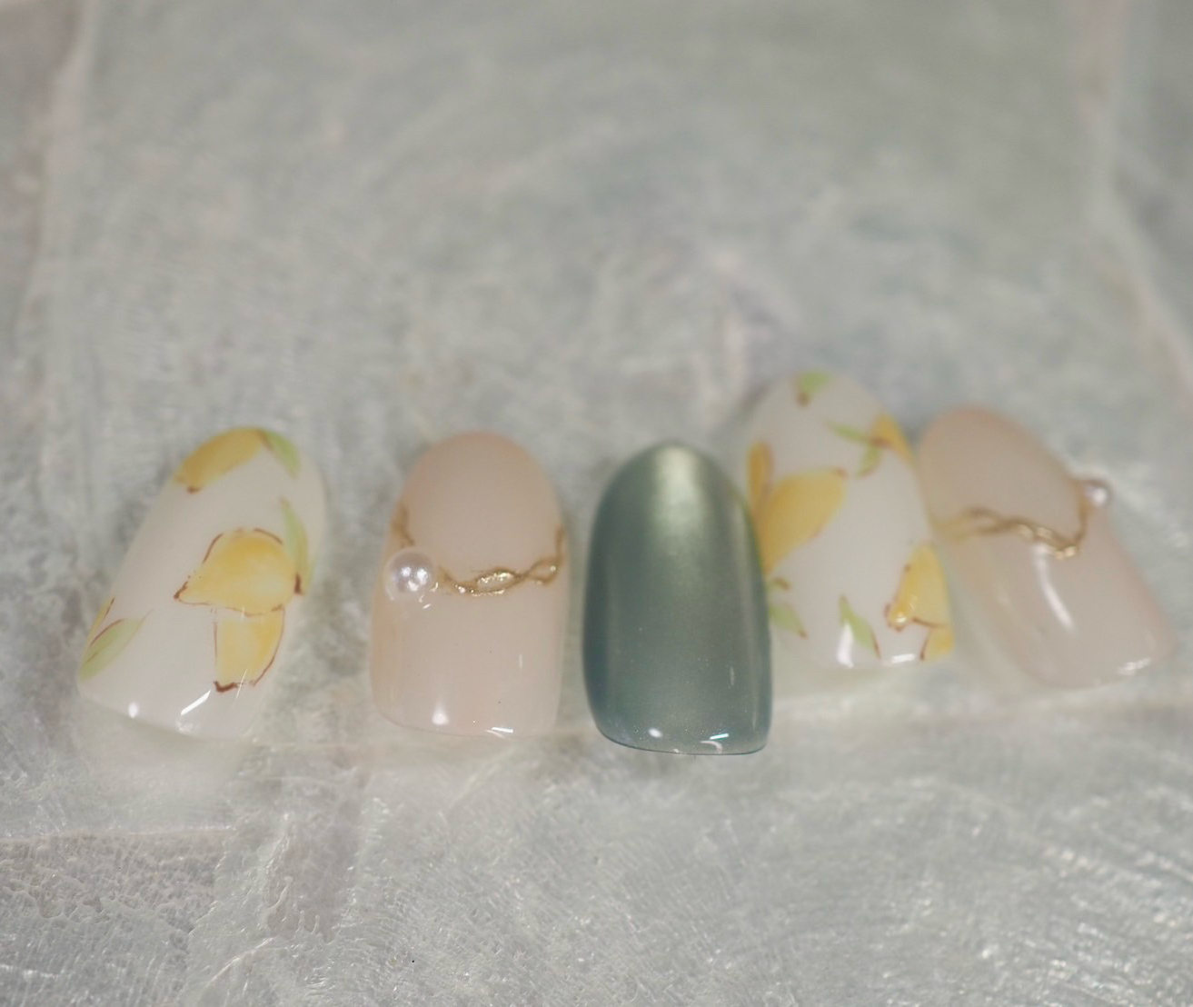 mogu_nail