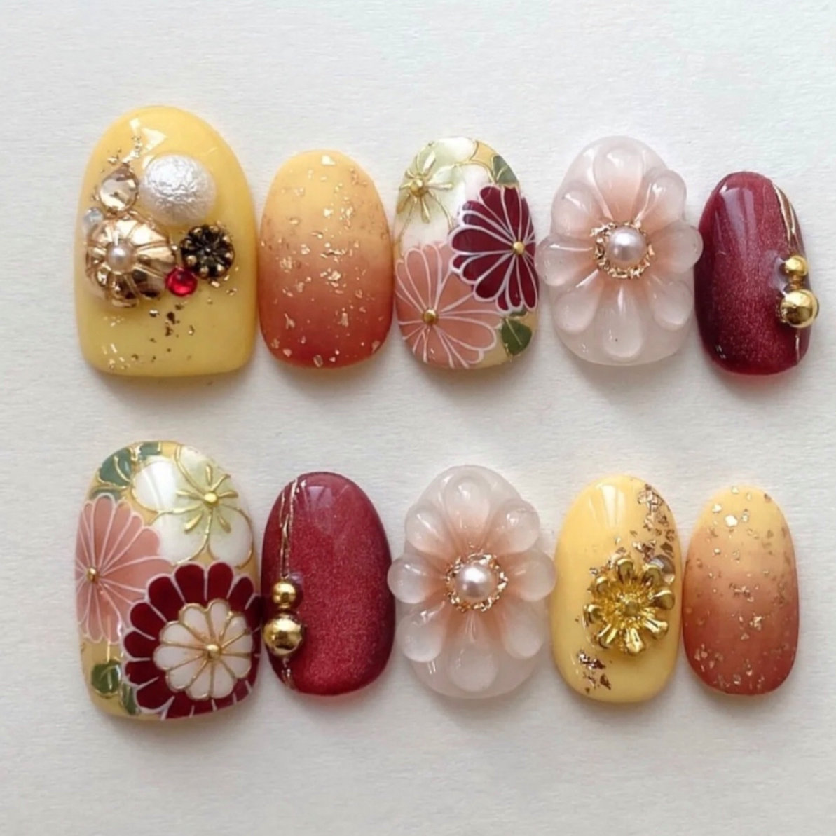 Hi_nails