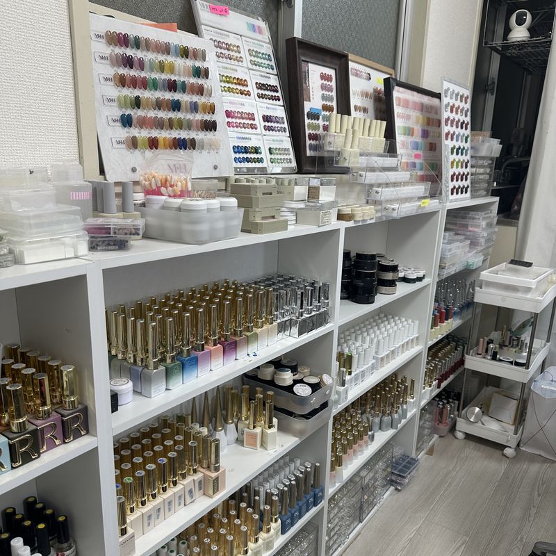 kiki salon