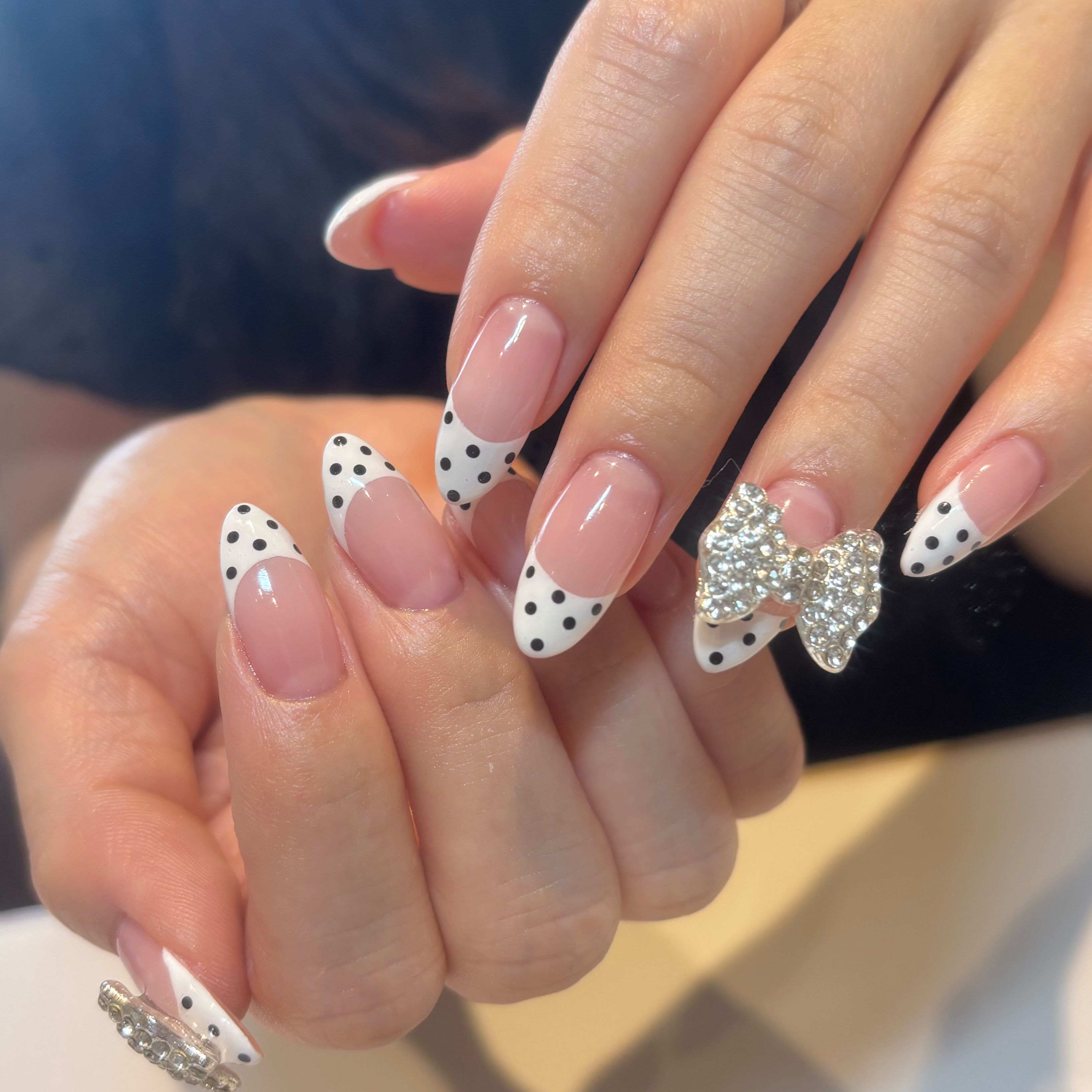 JUNO_NAIL