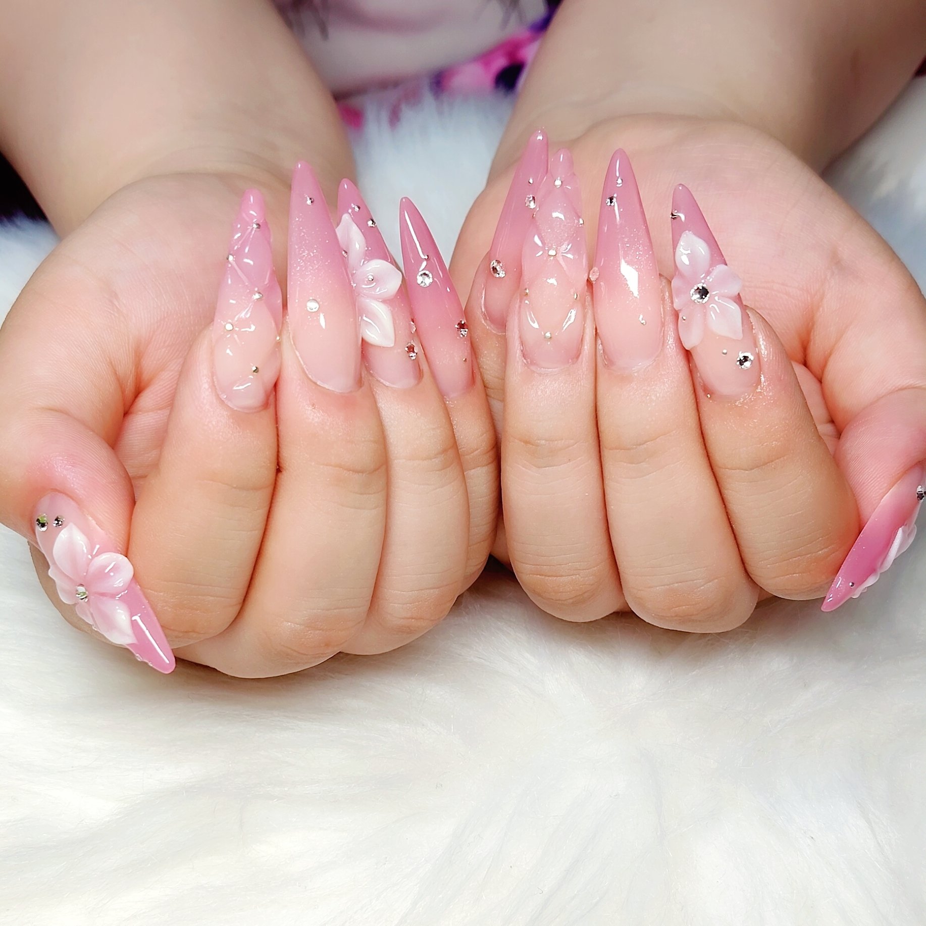 Nail_yello