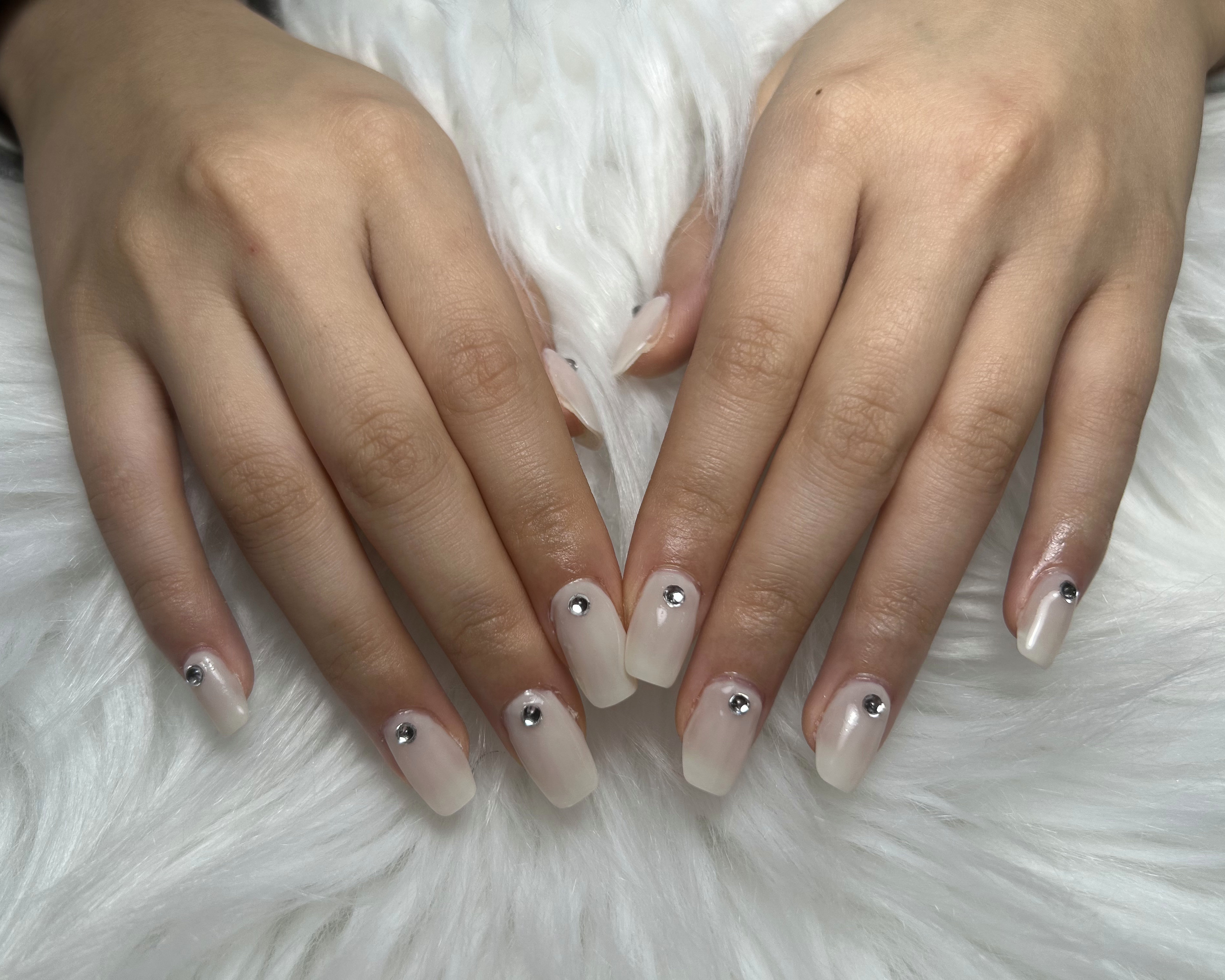 Nyqn_nail