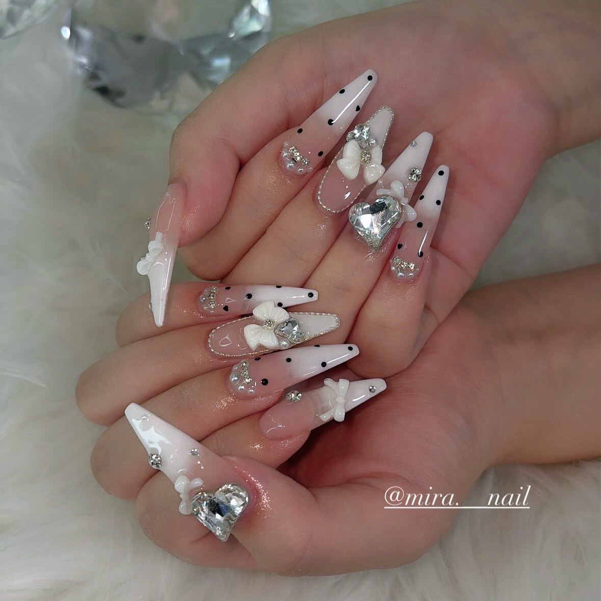 Mira__nail0501