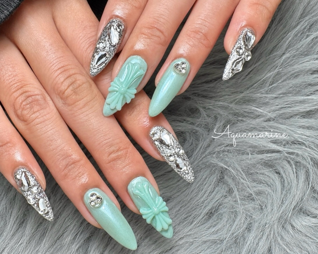 AQUAMARINE.