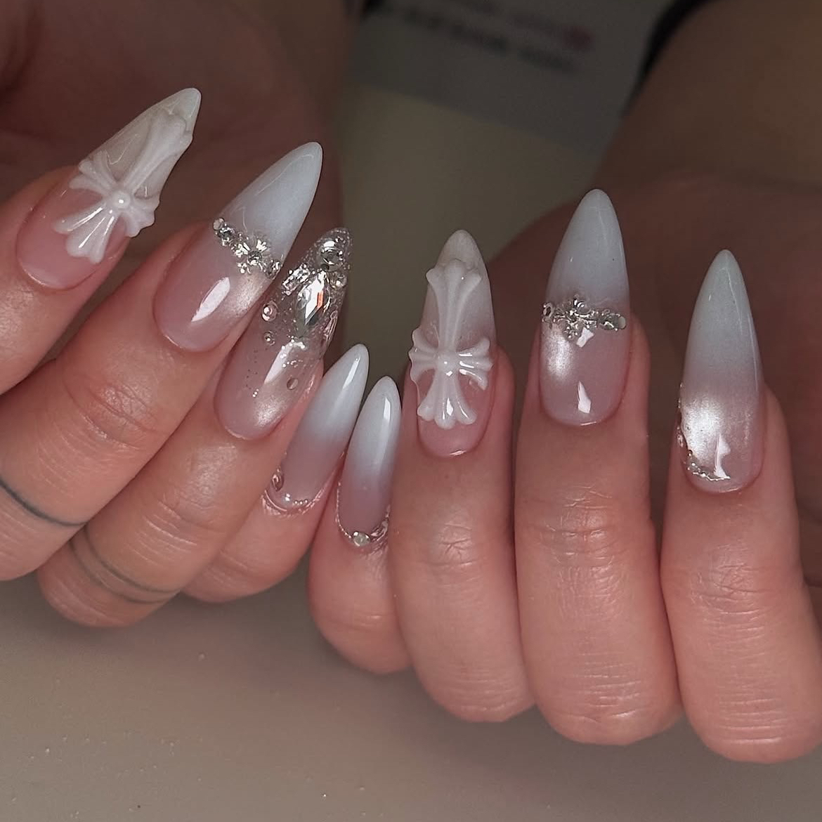 nail.ain