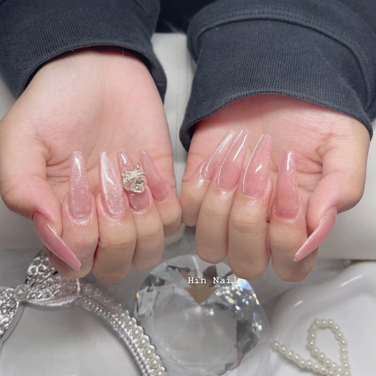 Hin.Nails_salon