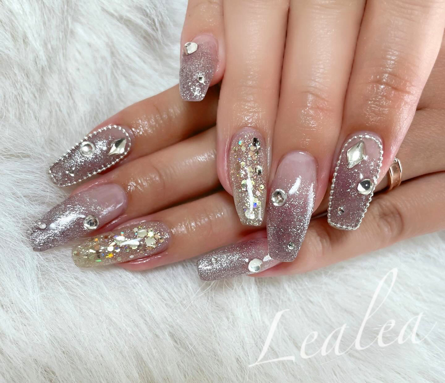 nail__lealea