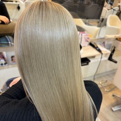 ケアブリーチカラー+カット【口コミ特典トリートメントあり】