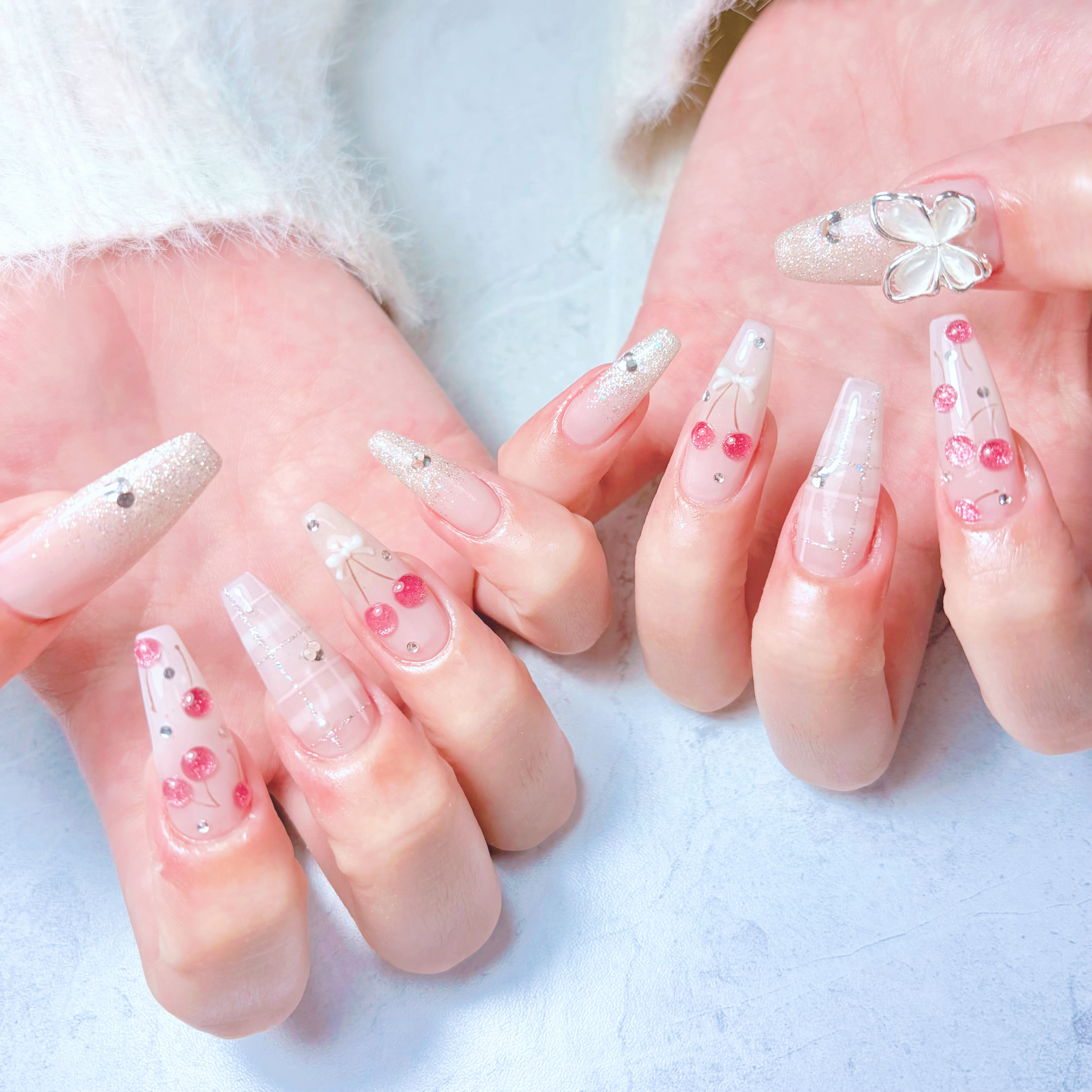 Adel_nail