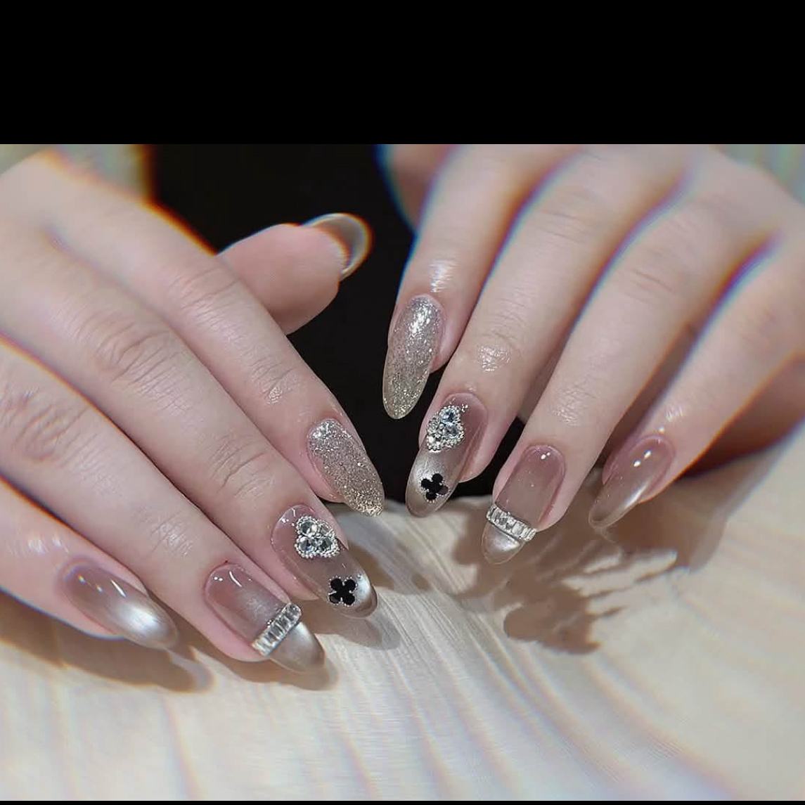 Candii_Nail