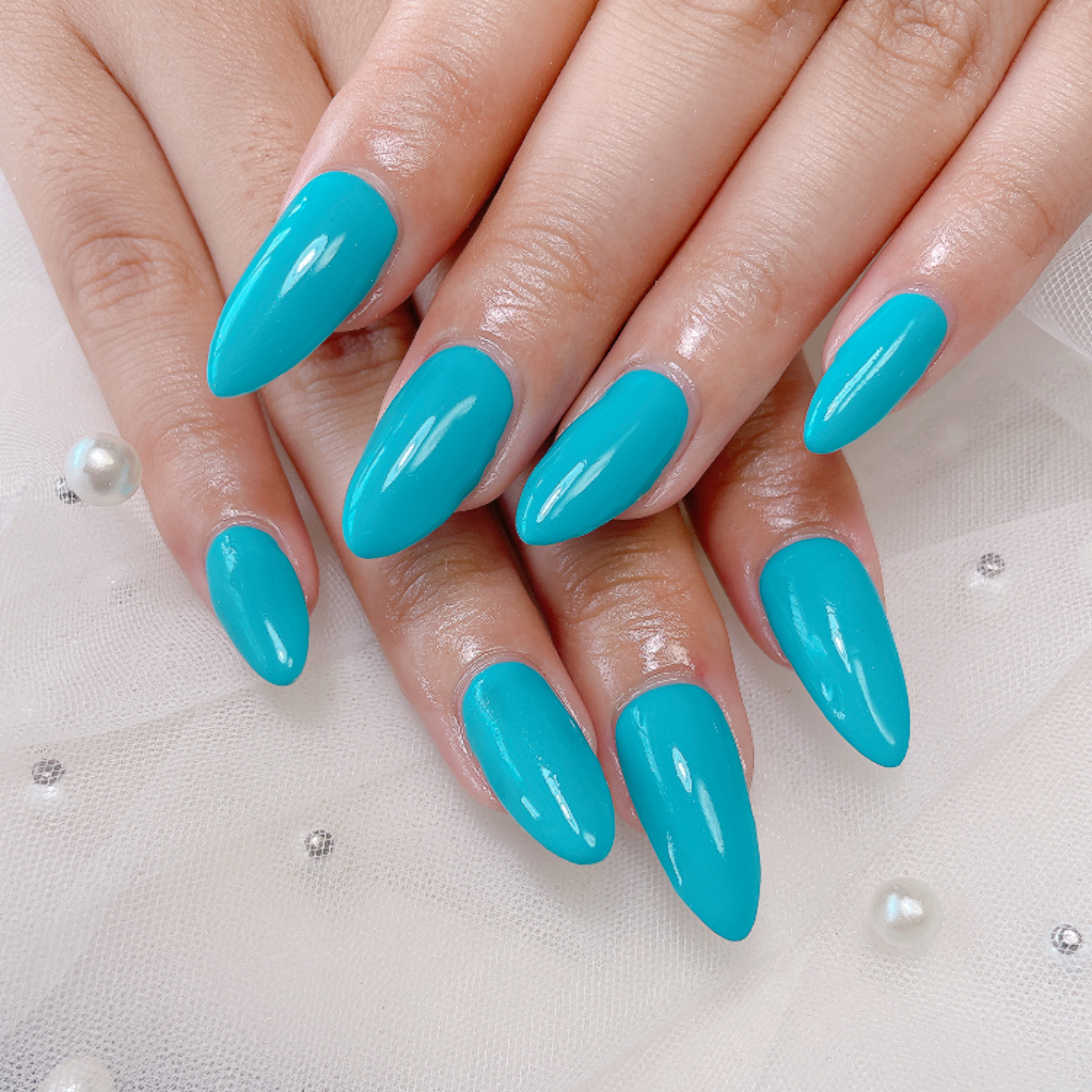 Tiara_nail_mari