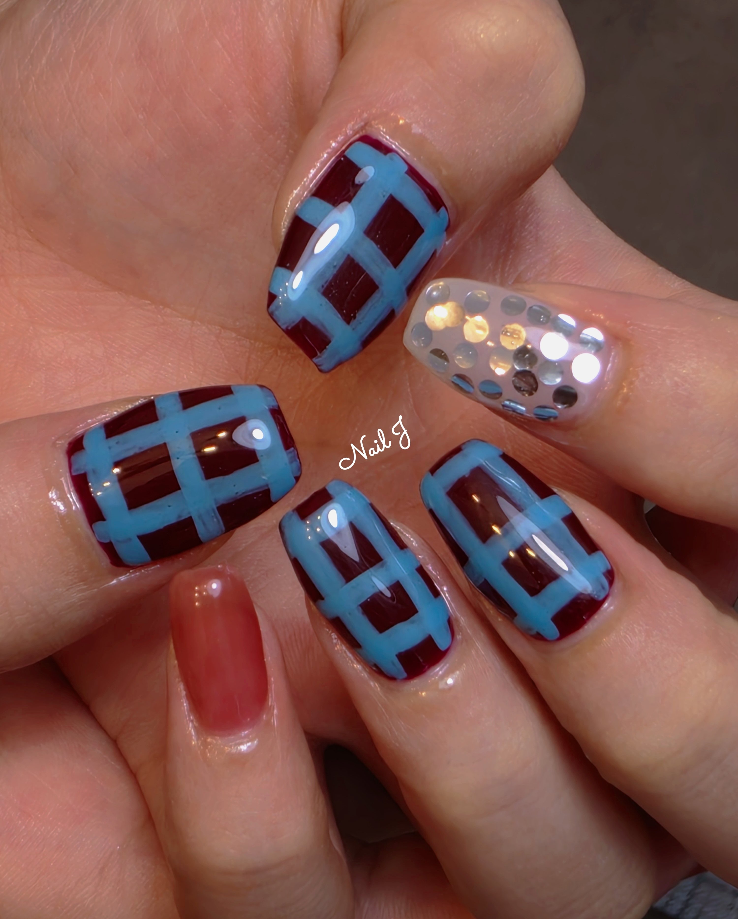 Nail.J