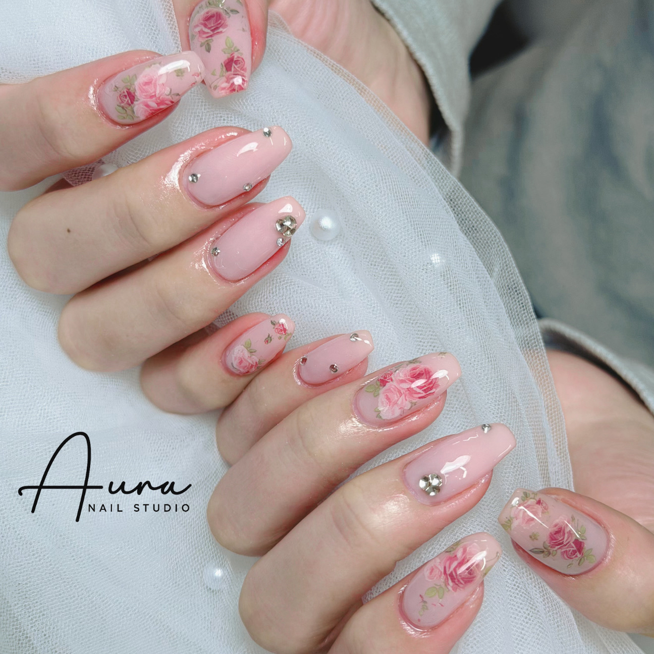 Aura_Nail_Salon