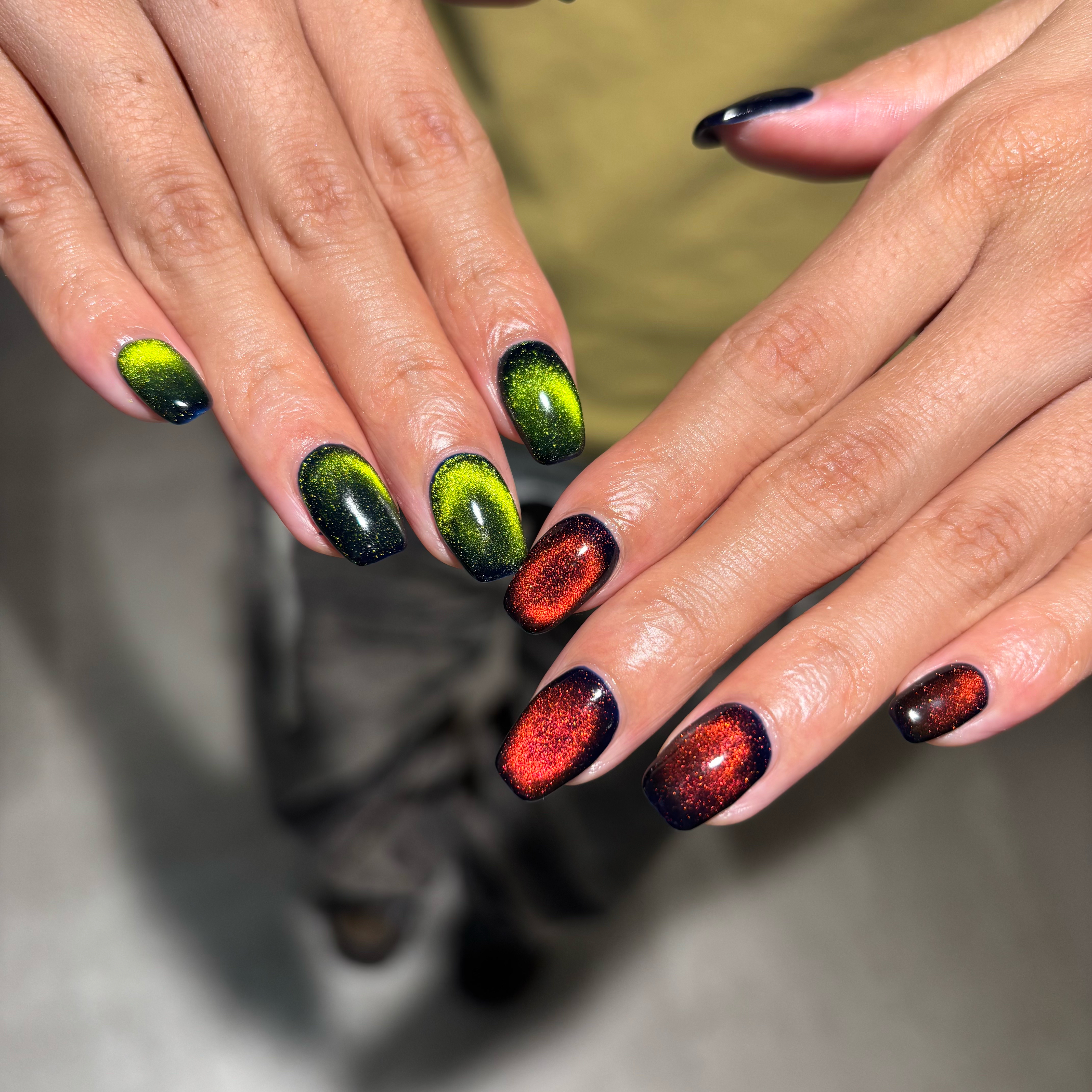 Emu...nail