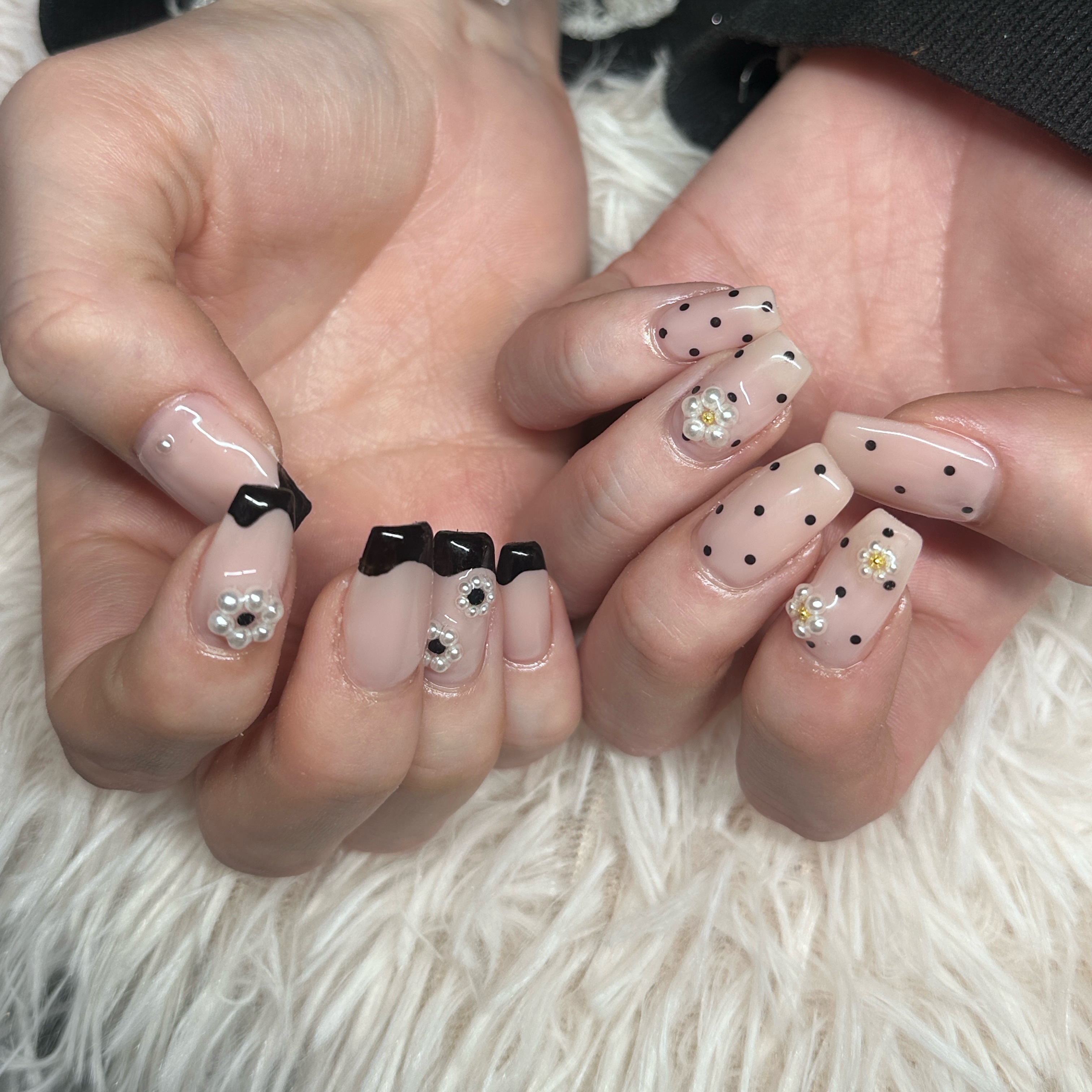 llai_nail