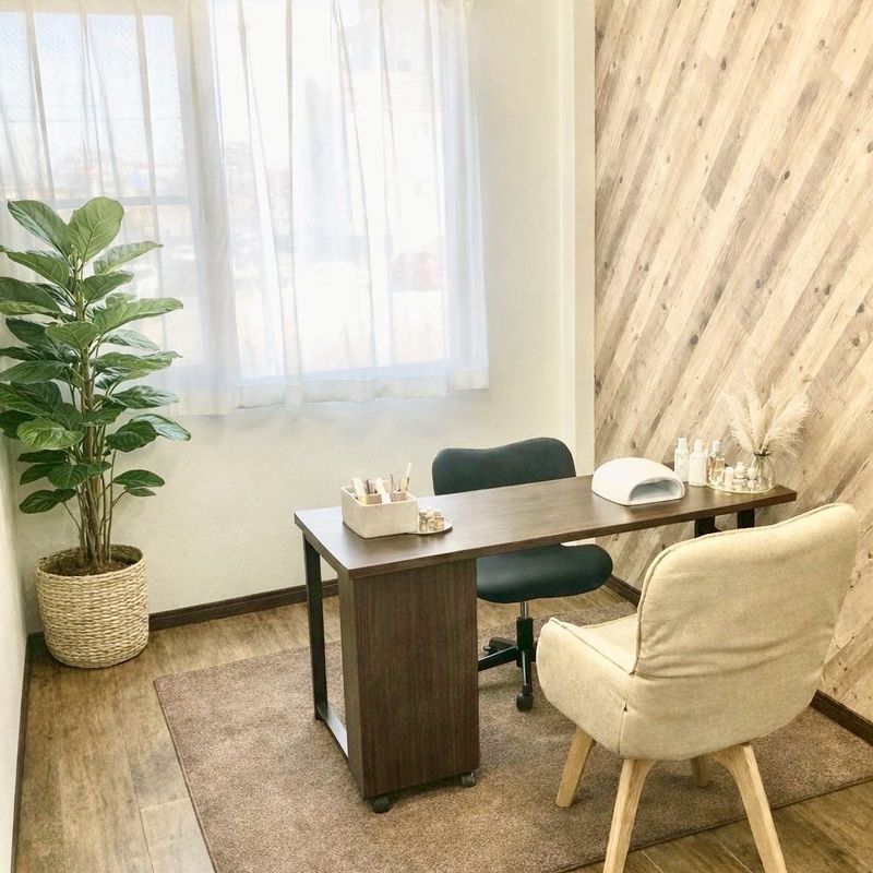 NAILSTUDIO Luce
