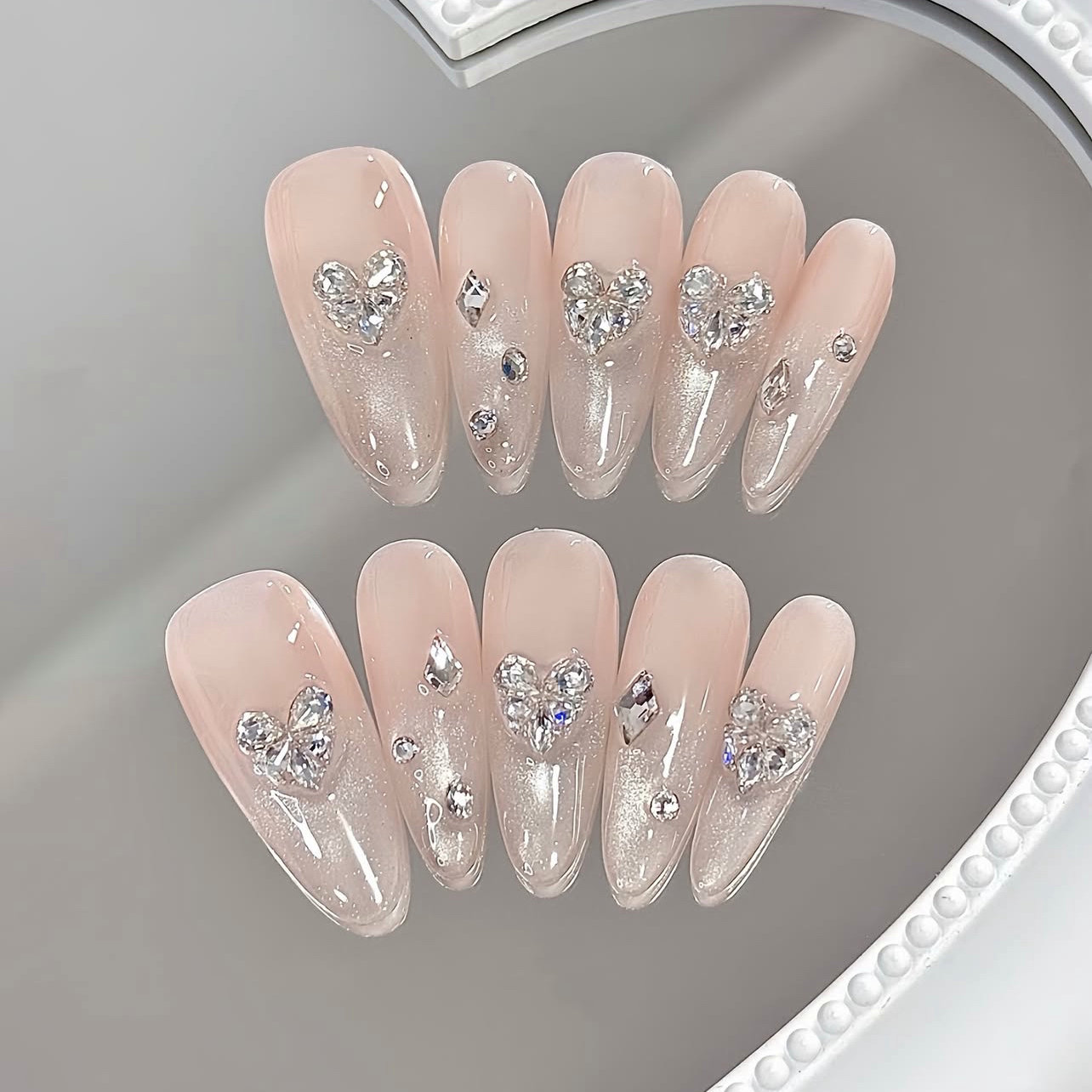 Lana_Nail