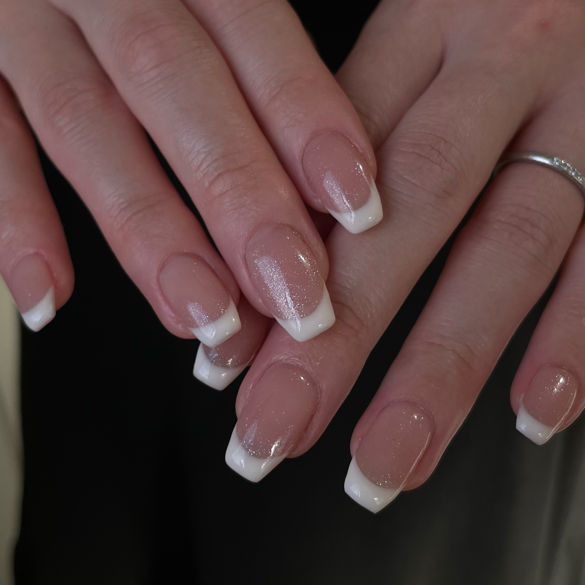 hau.nail