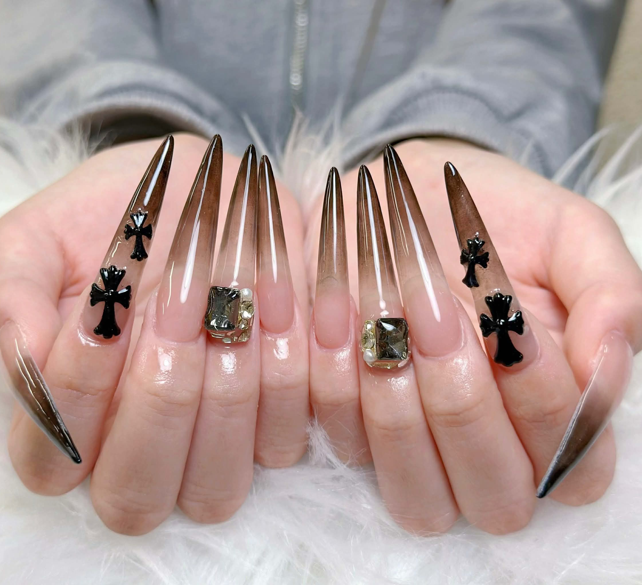 Nienail_mikachan