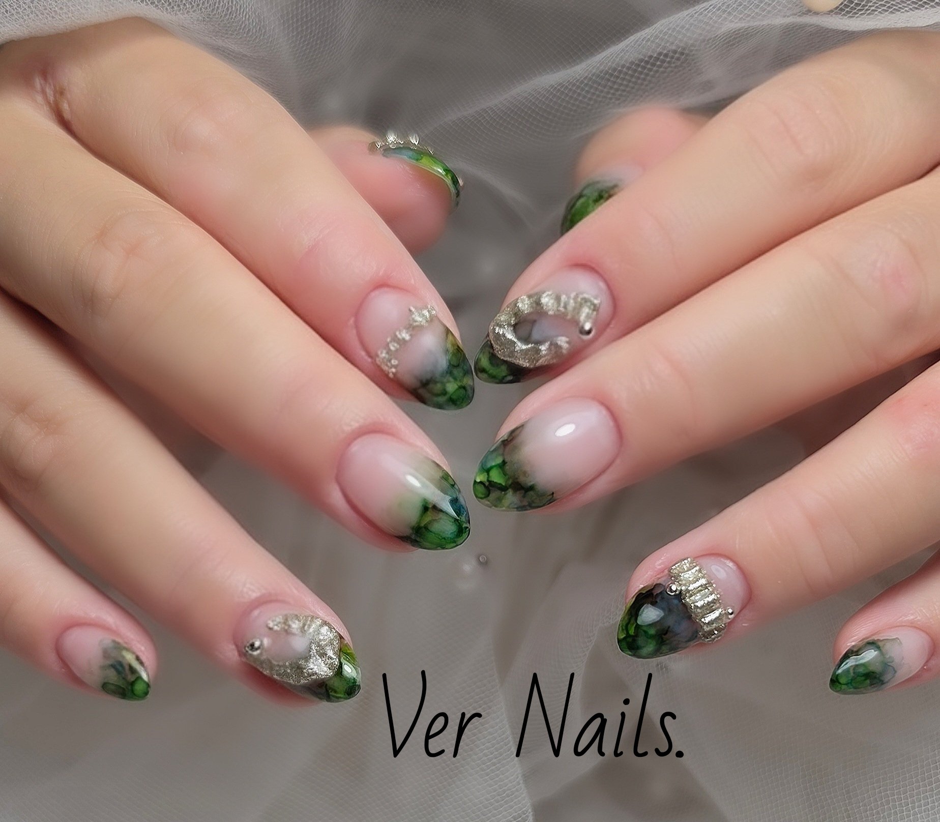 ver_nails.haru