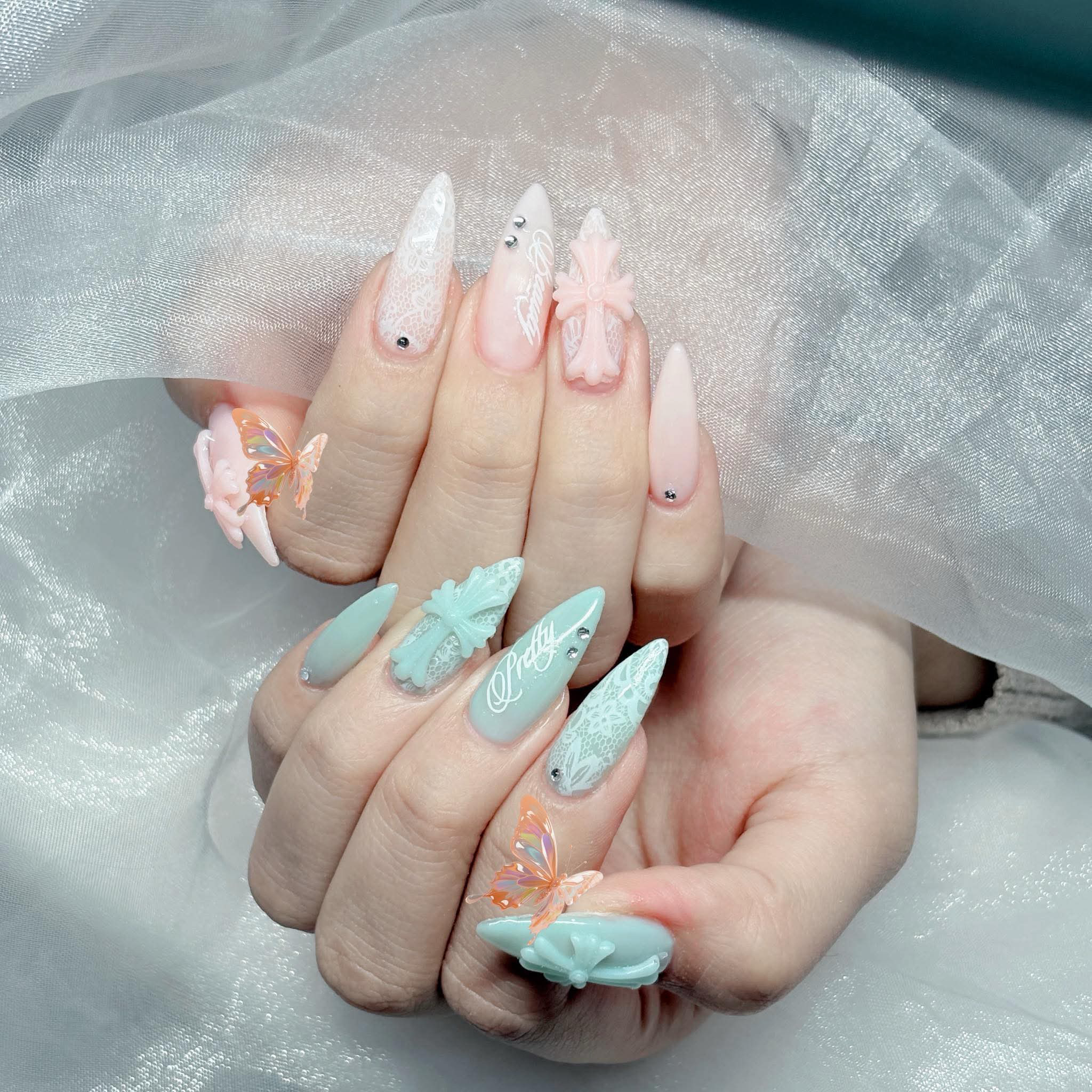 Zunie_hani_nail