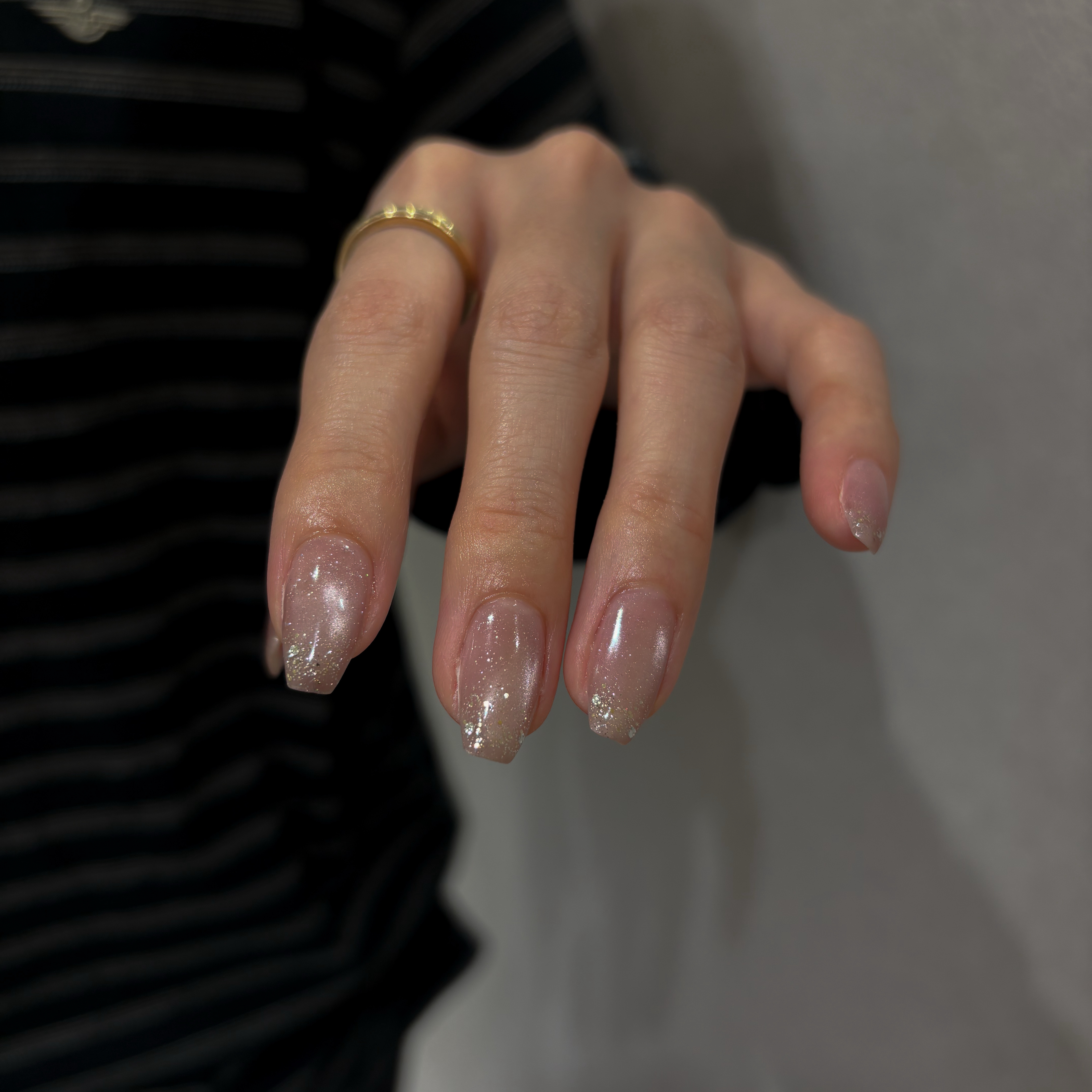 Neu.__nail