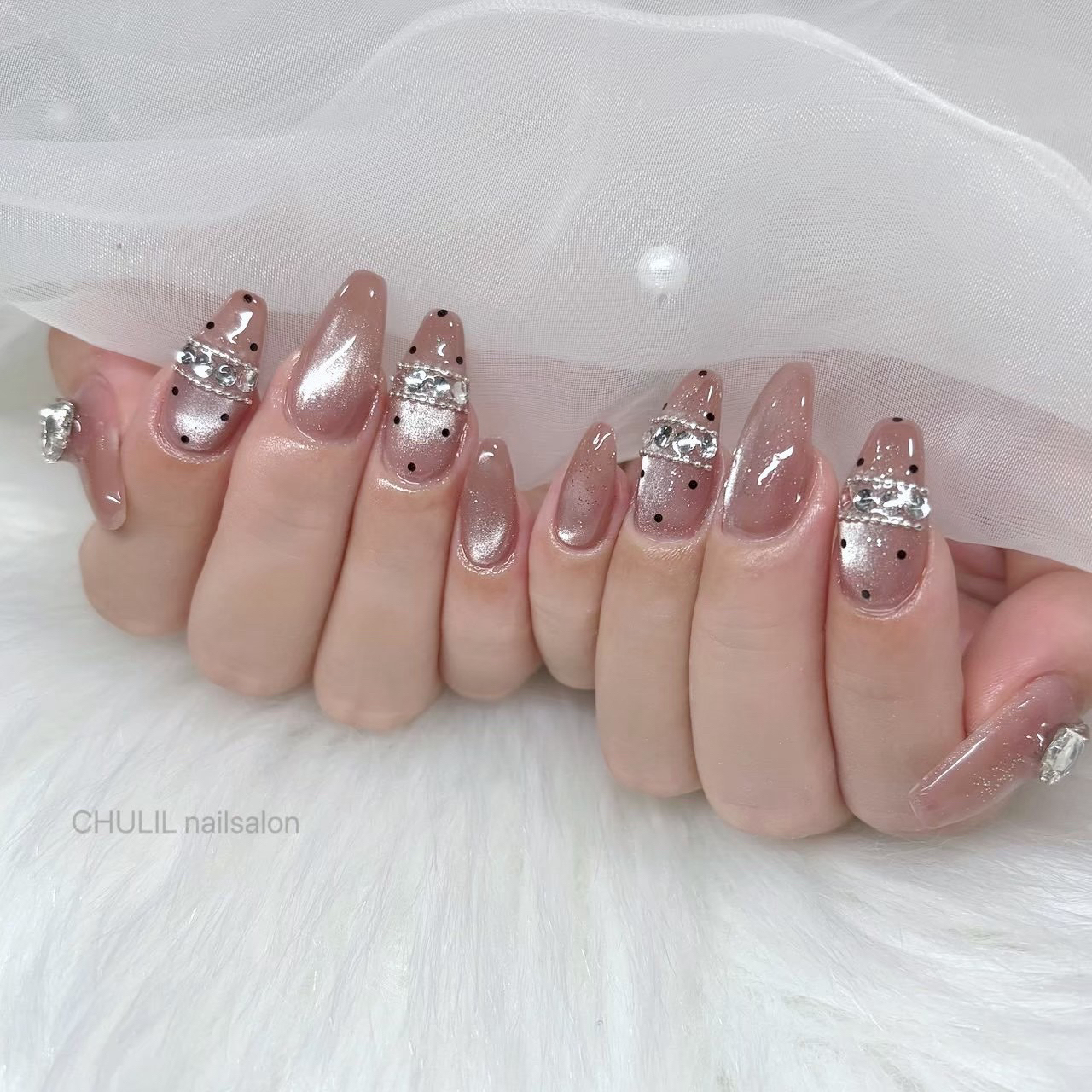 chulil_nailsalon