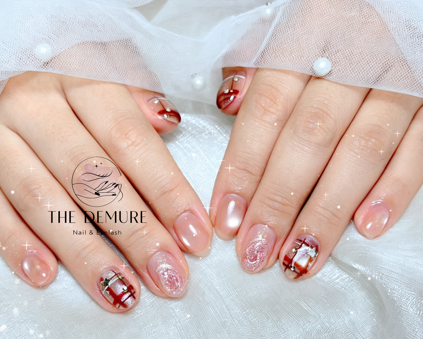 nail_Demure