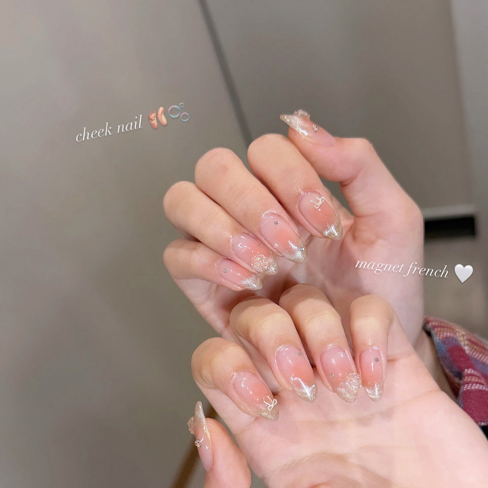 FLUFFY__nail