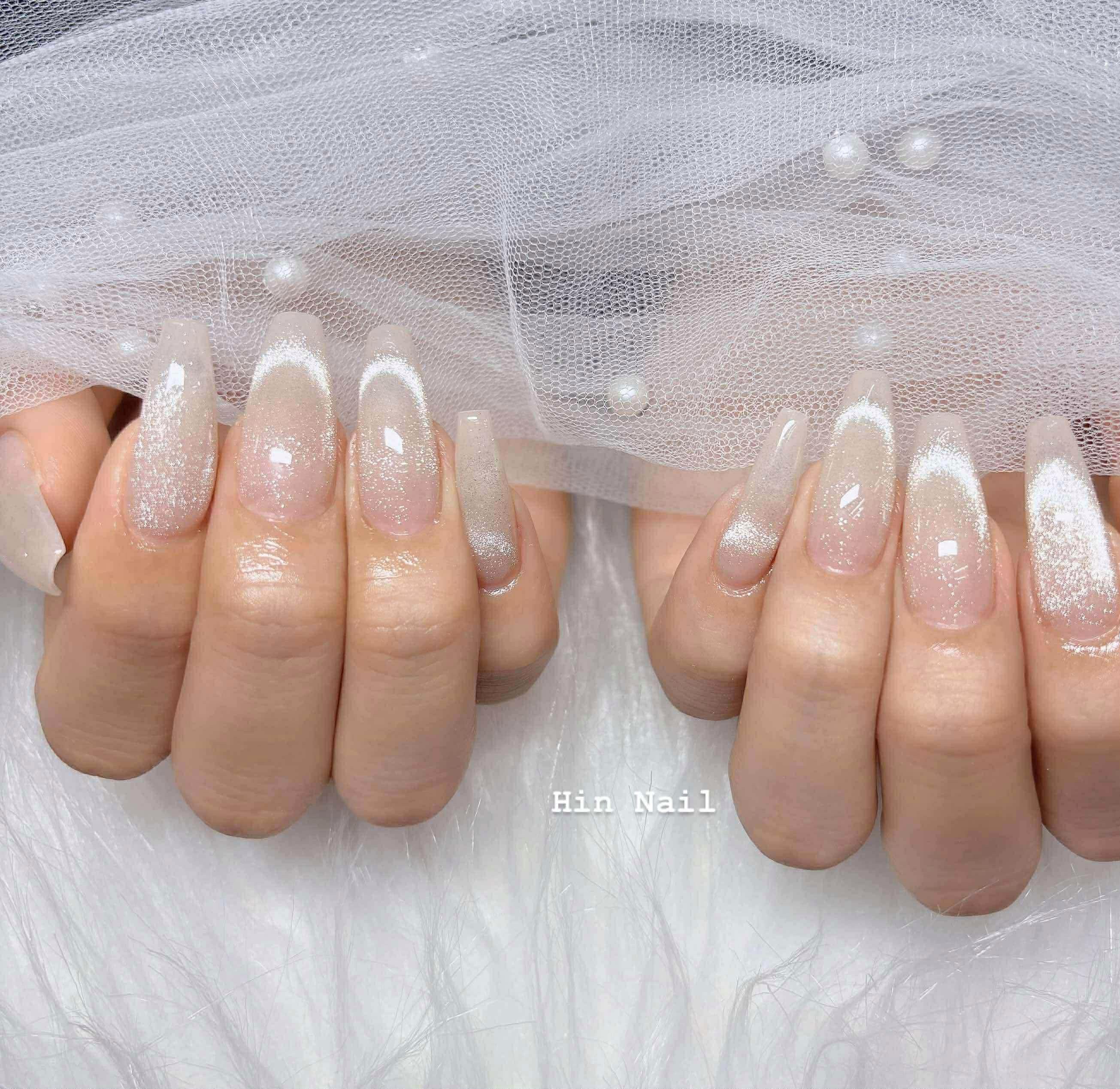hin_nails
