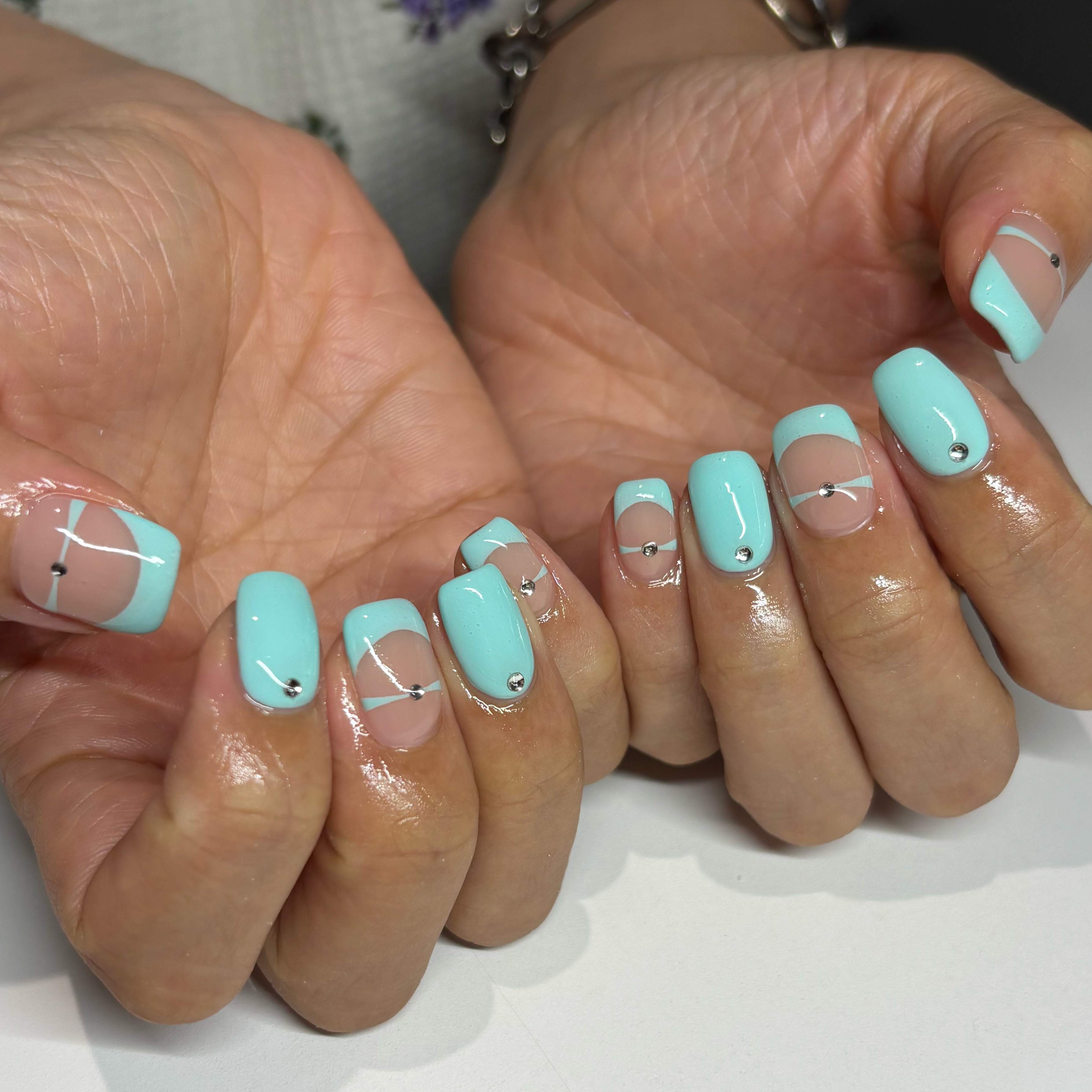 rei_s2_nail