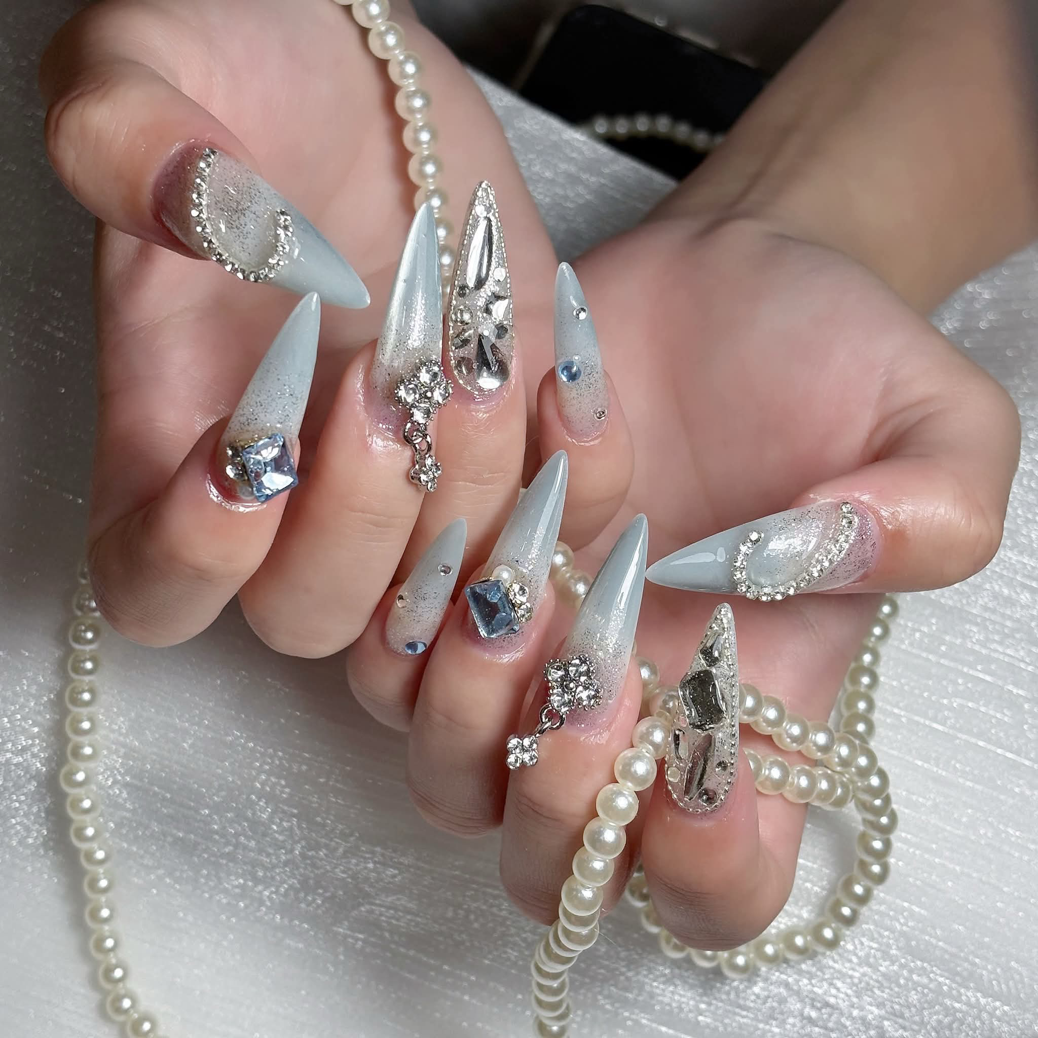 sully_naillab26