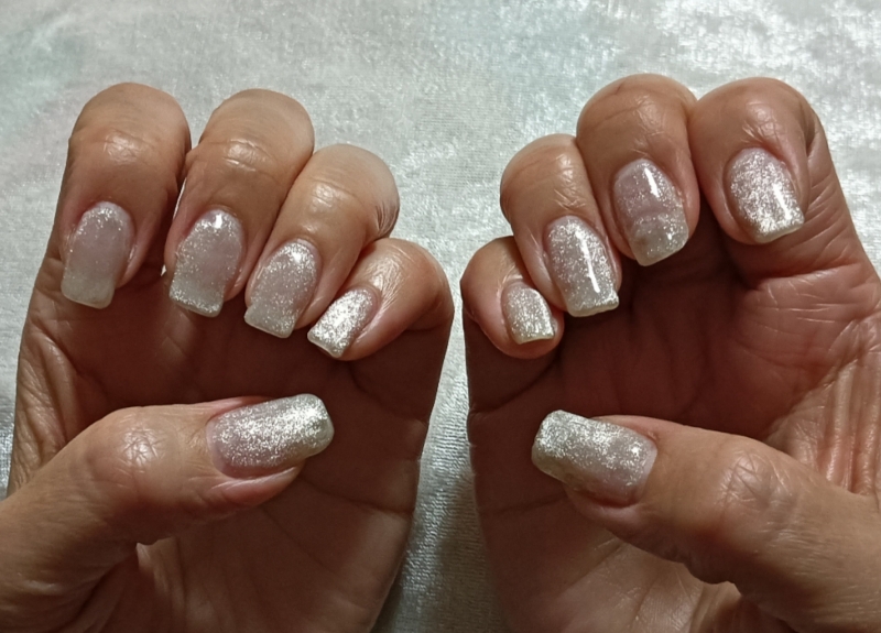 Nail_y_tama