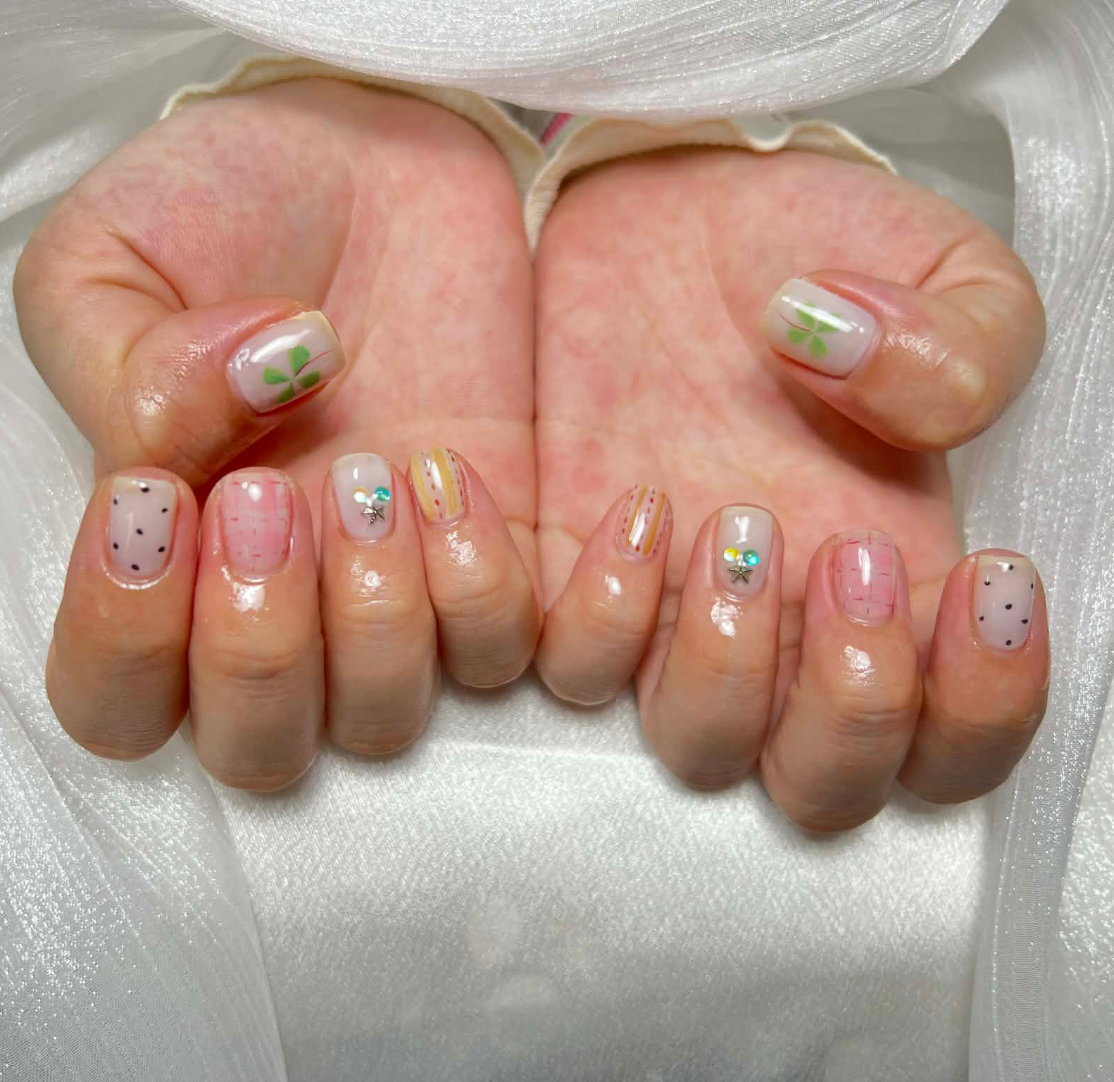 Mew_SanieNail