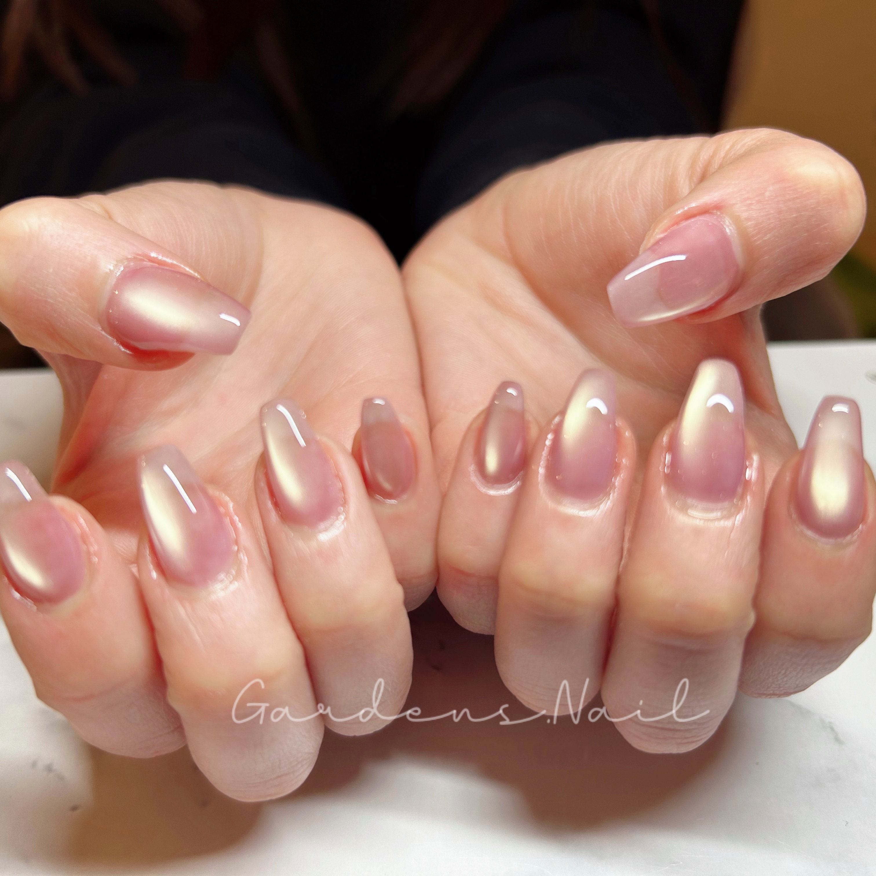Gardens.Nail