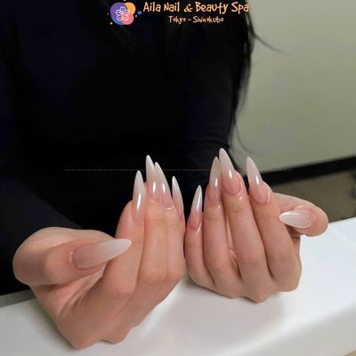【ロコミ★割500円割引】グラデーション・フレンチネイル